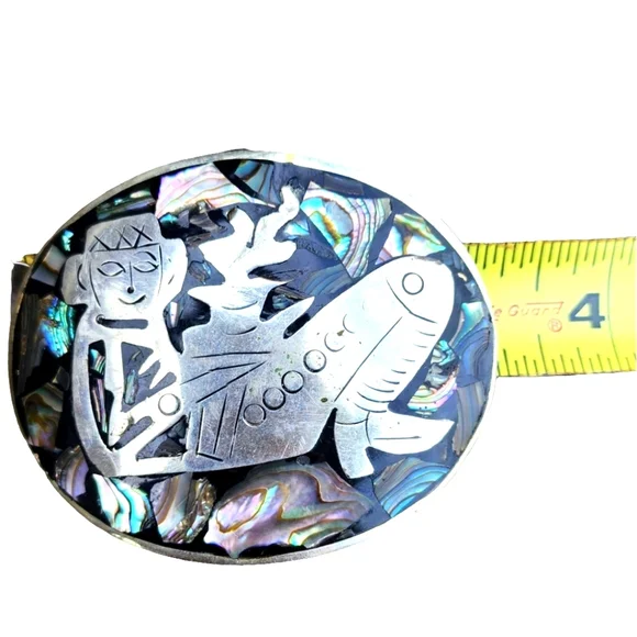 Vintage mother of pearl inlay Mexican belt buckle with figure - Picture 5 of 8